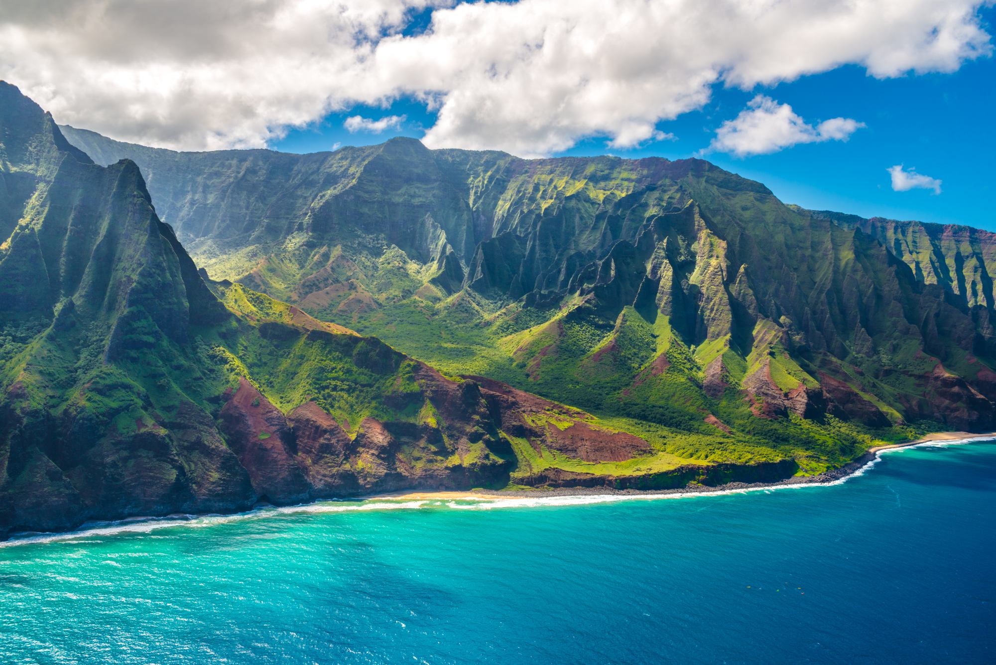 Private Jet Charter Flights Between Los Angeles and Hawaii