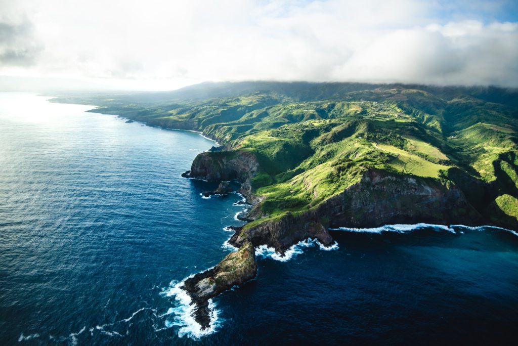 OGG Private Jet Charter Flights to Kahului International Airport